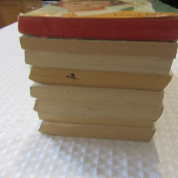 8 Harlequin Books - Picture 4 of 13